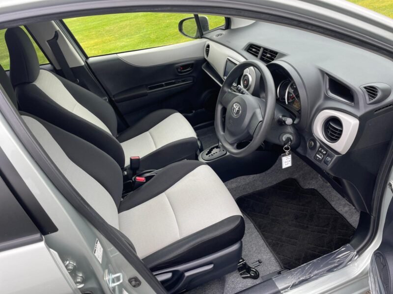 Toyota Vitz/Yaris 2013 FM13 YHS