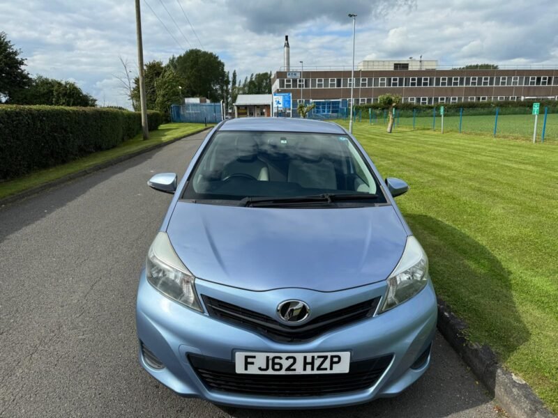 Toyota Vitz 2013 FJ62 HZP