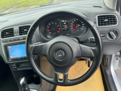 2011 VW POLO FJ11 XLF