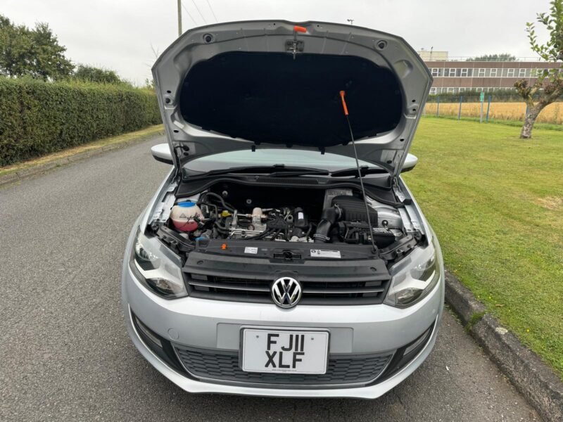 2011 VW POLO FJ11 XLF