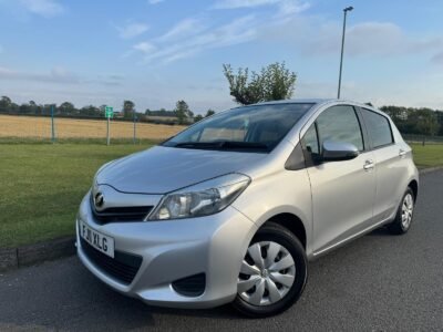 Toyota Vitz/ Yaris 2011 FJ11 XLG