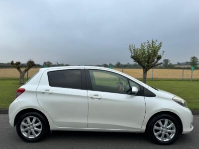 Toyota Vitz/ Yaris 2012 FJ12 VYW