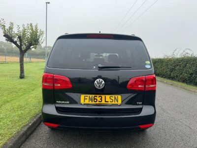 VW TOURAN 2013 BLACK